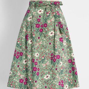 ModCloth x Princess Highway Floral Tie-Waist Skirt NWOT and FREE Headband.